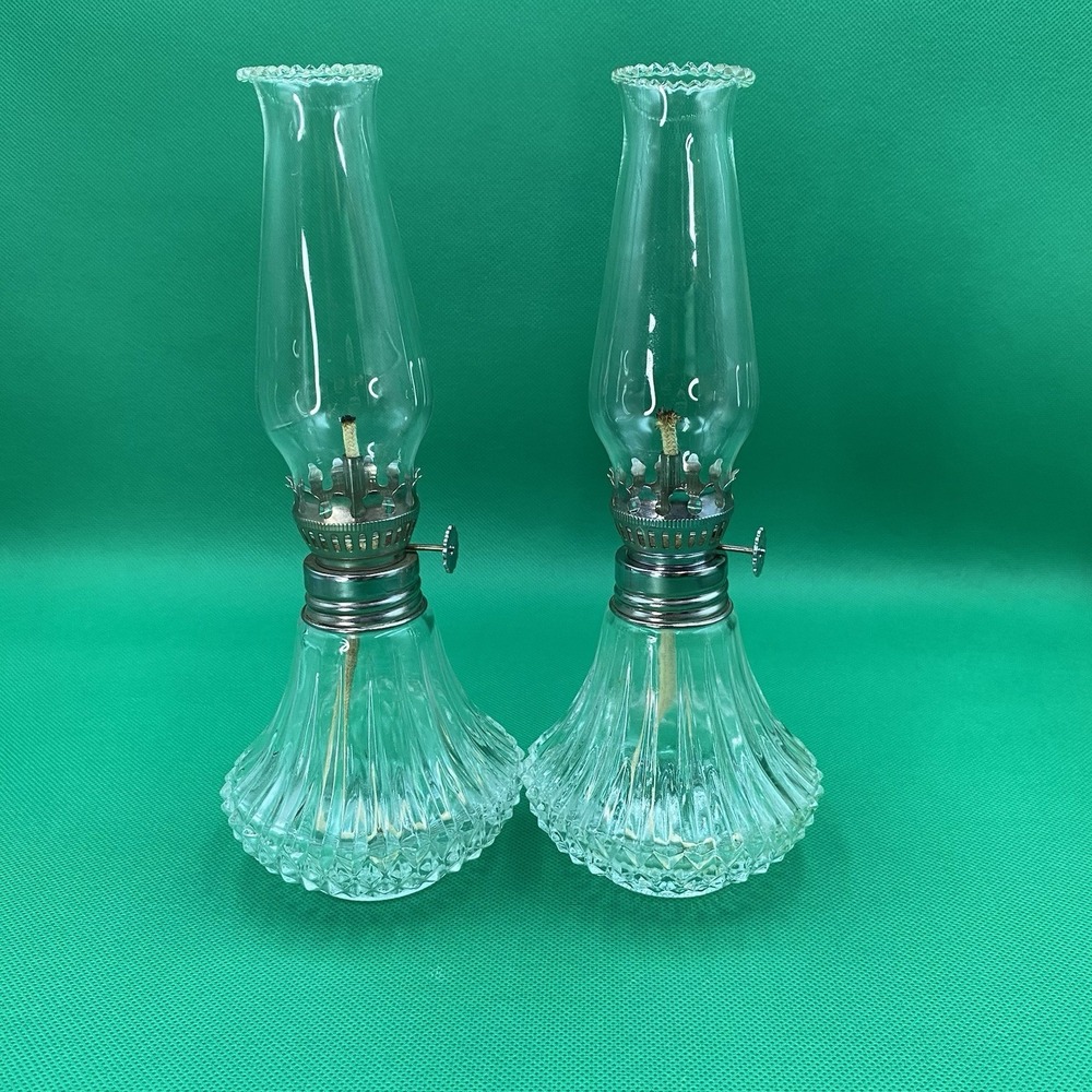 Lamplight Farms Set Of 2 Clear Glass Vtg 9" Diamond Point Cut Oil Lamps Chimney